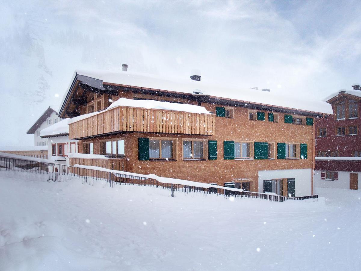 シュトゥーベン・アム・アールベルクHaus Burgi - Angelika Walchアパートメント エクステリア 写真